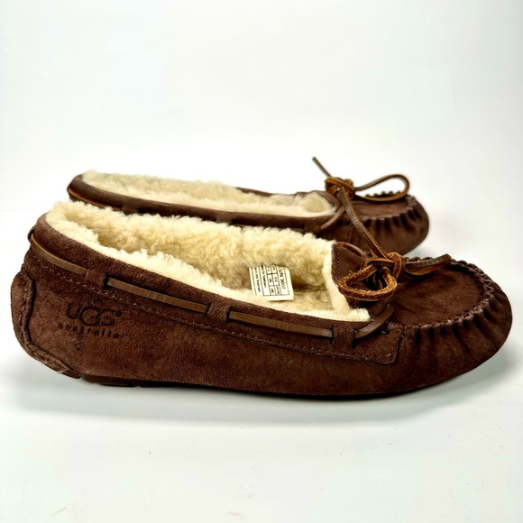 Ugg Olsen Moccasin Sleepers - Picture 4 of 10
